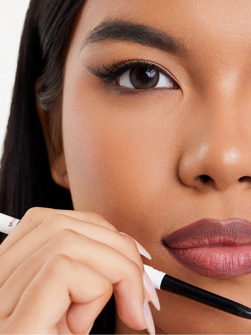 NWT Tru Skin Sculpted Lip Liner - Mulberry